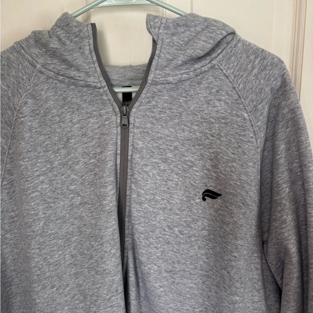 Fabletics Sweatshirt - Picture 2 of 4